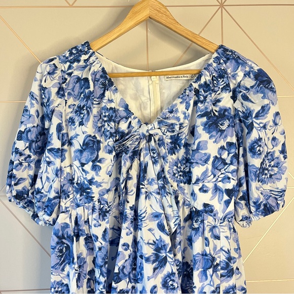 Abercrombie & Fitch Cinch Front Poplin Mini Dress Blue Floral - Picture 5 of 8